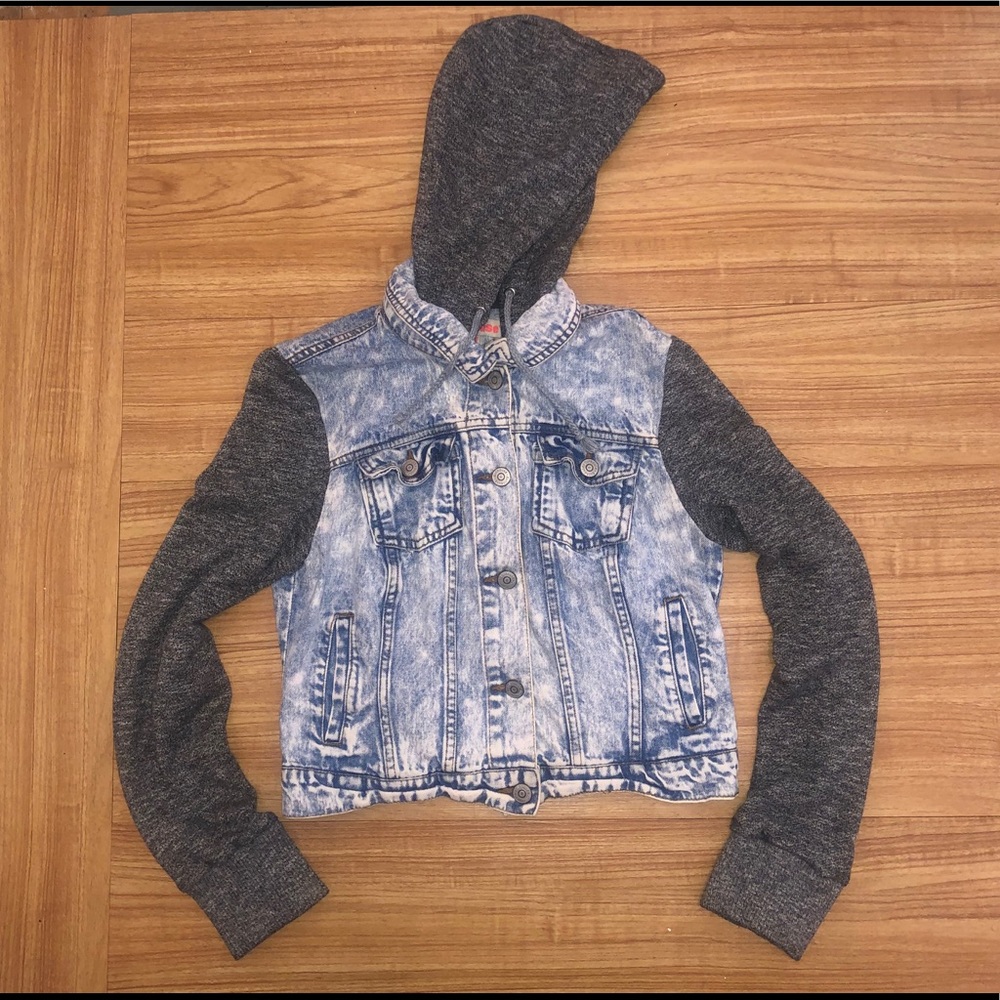 Medium Wash Hooded Denim Jacket